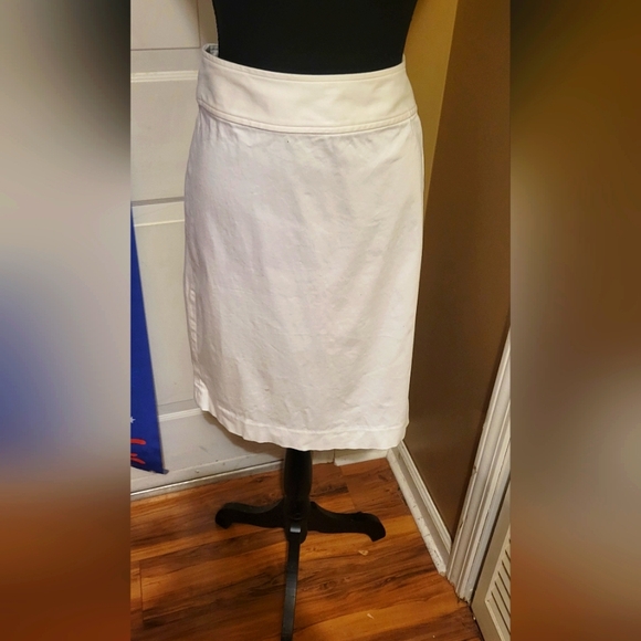Chaps White Pencil Skirt Knee-Length Work Style, Size 10 - Picture 1 of 7